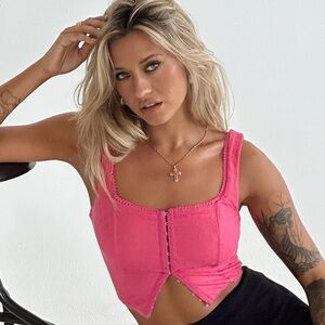 NWT Princess Polly Vibrant Pink Byleigh Crop Top Size 0